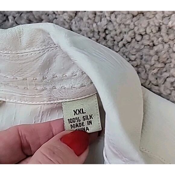 Tommy Bahama Pure Silk Camp Shirt – Ivory Textured Floral – Men’s XXL – GUC - Picture 7 of 8